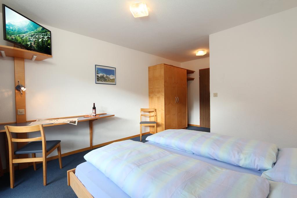 Hotel Garni Domino Saas Fee Kültér fotó